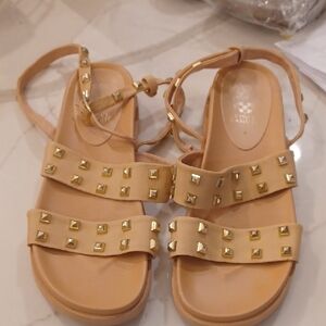 Vince Camuto Pealan Leather Studded Beige Women's Sz 9 Sandals